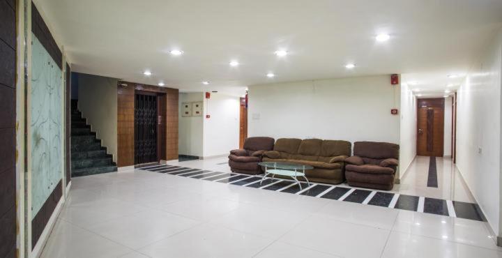 Hotel Mandakini Plaza Kānpur Exterior foto